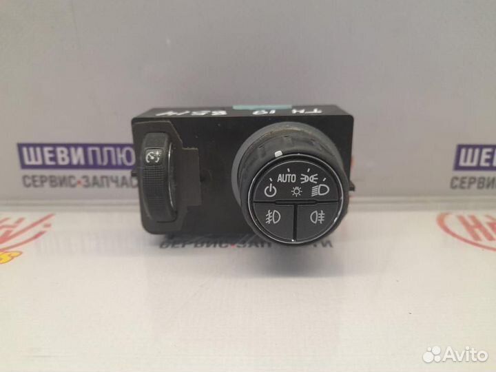 Блок управления светом Chevrolet Tahoe