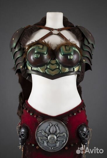 Аренда пластиковых доспехов Воительница