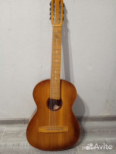 Акустическая гитара бу
