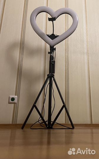 Кольцевая лампa