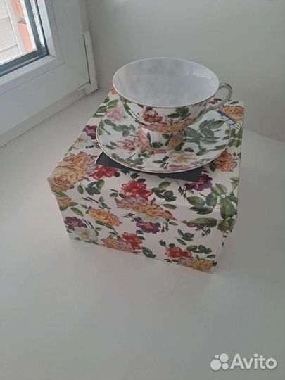 Чашка с блюдцем фарфор