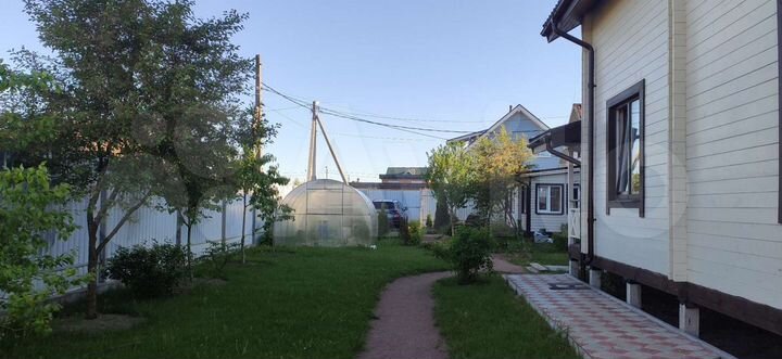 Дом 201,5 м² на участке 6,4 сот.