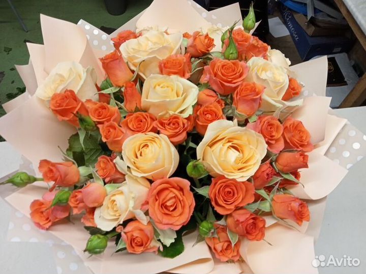 Тюльпаны, Герберы, Розы с доставкой до двери