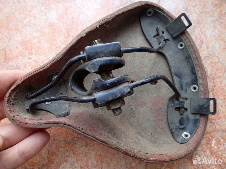 Антикварное седло сиденье велосипеда СССР старое