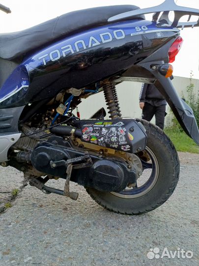 Скутер ABM Tornado 80