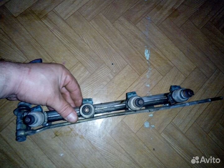 Рейка топливная рампа Hyundai Accent (1,5) G4EK