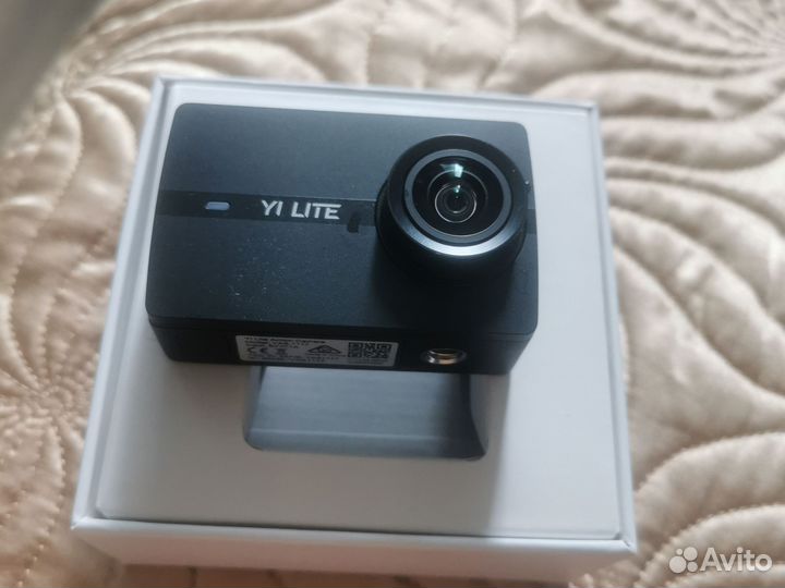 Экшн камера xiaomi yi lite