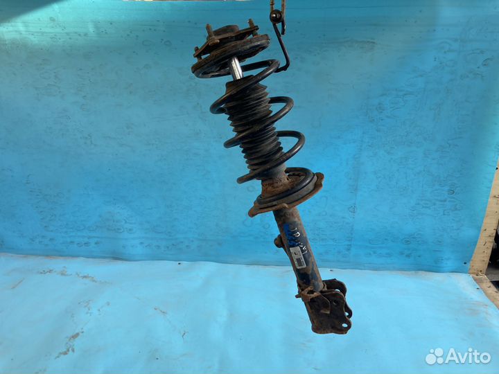 Амортизатор передний левый для Mazda Tribute