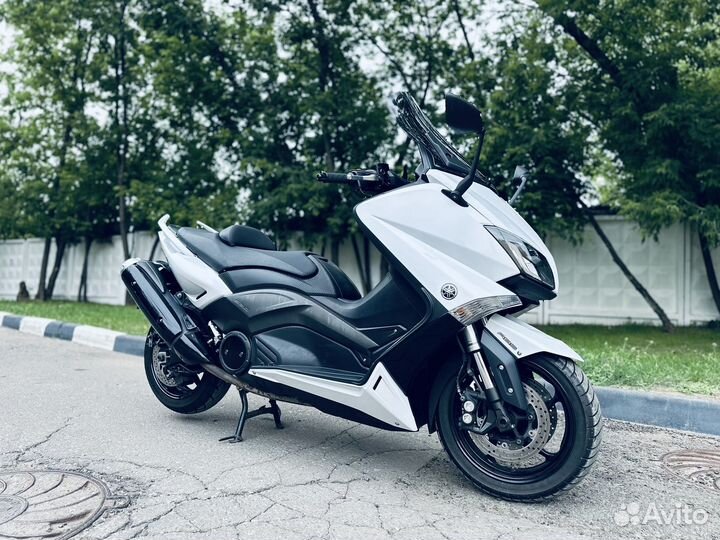 Yamaha T-Max 530