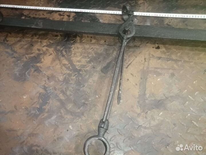 Весы старинные