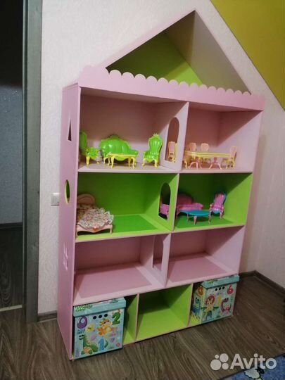 Домик кукольный