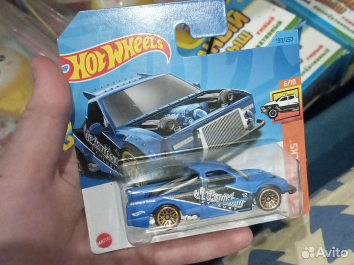 Машинка Hot Wheels в хорошем состоянии оригинал