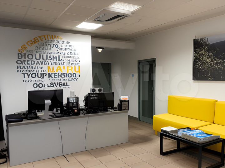 Аренда офиса 388.5 м² в бизнес-центре Образцова, 1