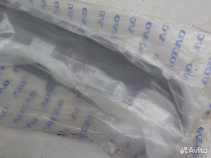 Накладка заднего бампера Volvo XC70