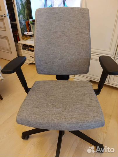 Компьютерное кресло