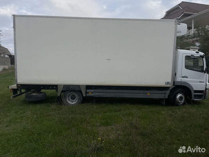 Промтоварный фургон Mercedes-Benz Atego 1523L, 2005