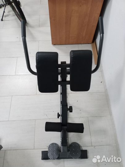 Тренажер для гиперэкстензии