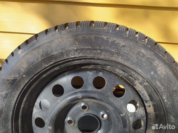 Hankook Winter I'Pike 205/55 R16