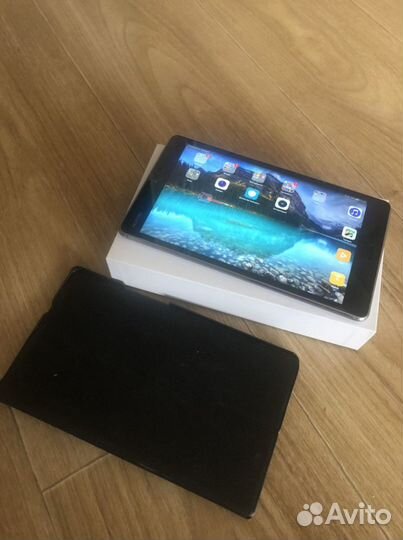Планшет Huawei mediapad m3 lite