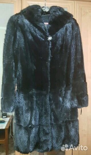 Продам норковую шубу