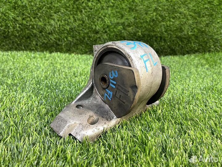 Подушка двигателя передняя левая Toyota