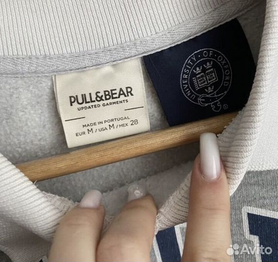 Pull and bear свитшот