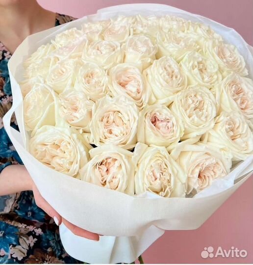 Букет из пионов. Пионовидные розы. Цветы в коробке