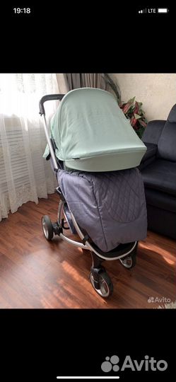 Прогулочная коляска