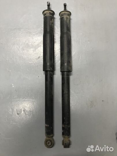 Амортизатор задний Тойота IQ