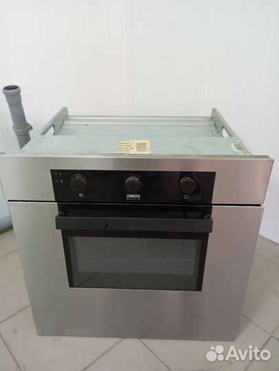 Духовой шкаф Zanussi
