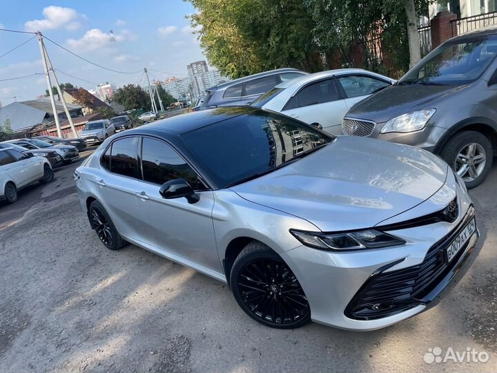 Черный полиуретан для крыш авто, панорама