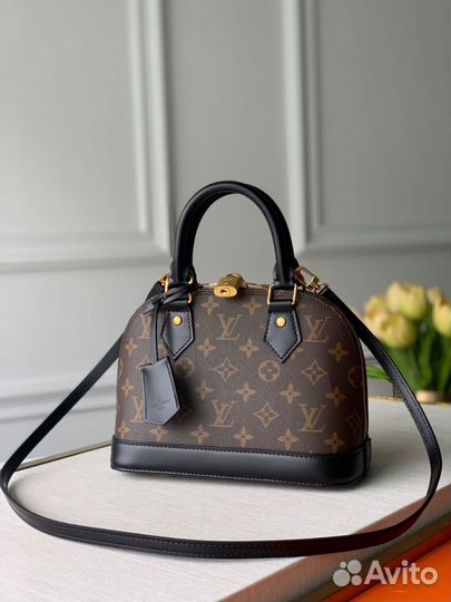 Сумка Louis Vuitton Alma