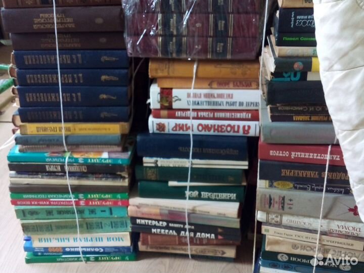 Отдаю книги бесплатно