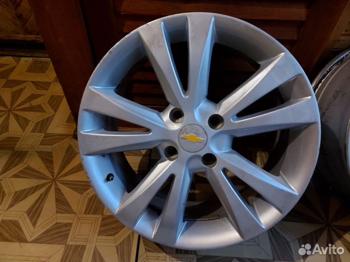 Продаю диски на лачетти