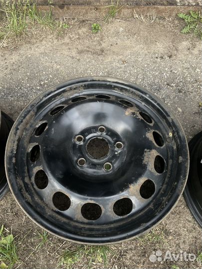Штампованные диски r16 на Vw