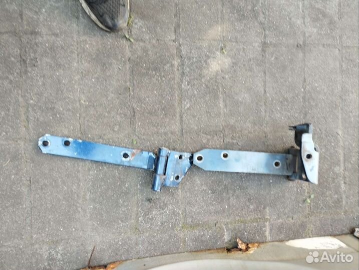 Стекло крышки багажника