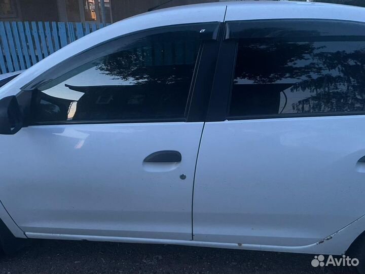 Сетка (шторки) в машину Рено Логан (Reno Logan)