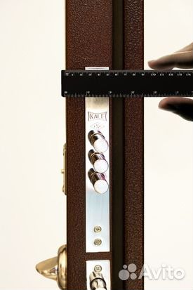 Двери входные для частных домов