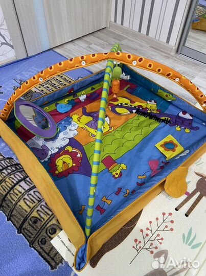 Развивающий коврик