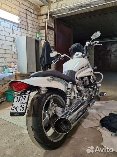 Hyosung aquila gv650