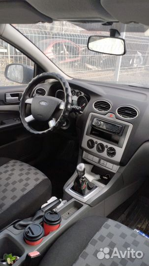 В разборе Форд Фокус 2 Ford Focus 2 1,6 МКПП
