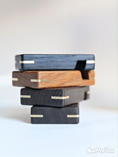 Подставка для телефона из дуба