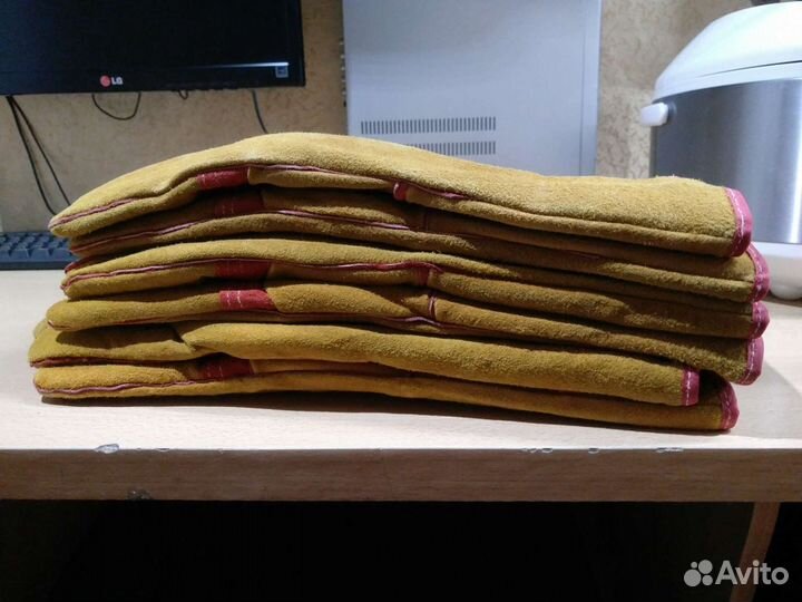 Перчатки спилковые с мехом и без