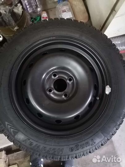 Колеса в сборе r15 зимние 4 100