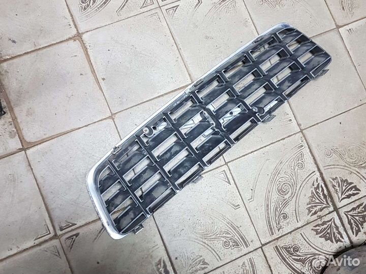 Решетка радиатора XC70 Cross Country, до 2005 г.в