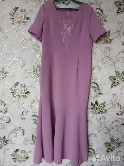 Женский костюм