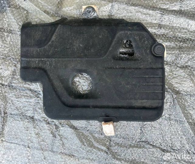 Декоротивная крышка двигателя Рено Эспейс 5