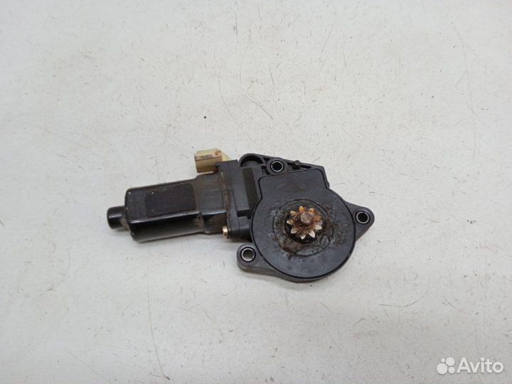 Моторчик стеклоподъемника задний левый Hyundai