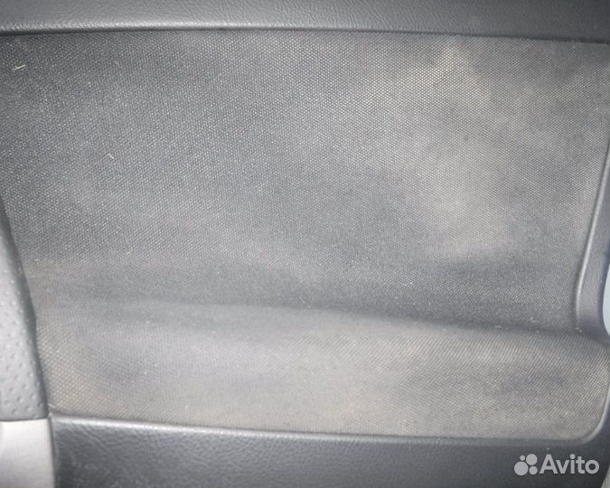 Toyota RAV 4 Обшивка двери передней правой