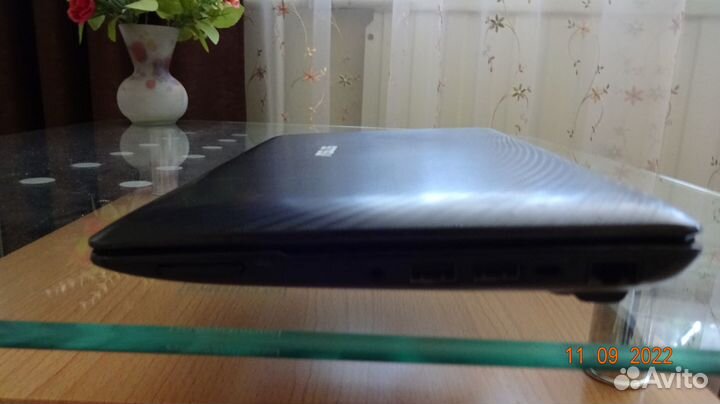 Нетбук asus EeePC 1011PX Seashell siries